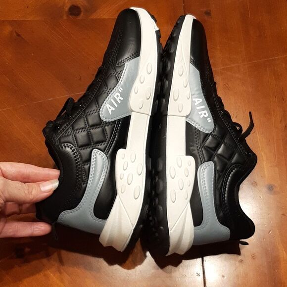 BLS-ECKE AIR" Black and Gray Sneakers - Picture 6 of 10